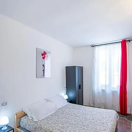 Maison44 Bar Bistrot Bed and Breakfast Carrodano Inferiore