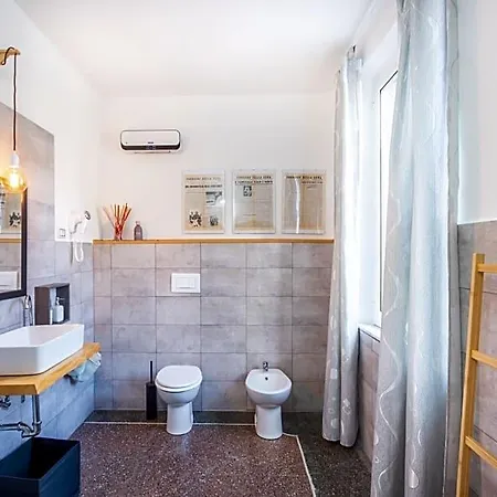 Maison44 Bar Bistrot Bed and Breakfast 4*