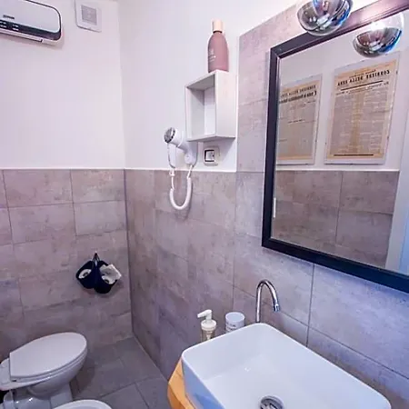 Maison44 Bar Bistrot Bed and Breakfast