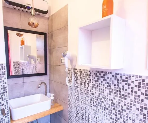 Bed & Breakfast Maison44 4*